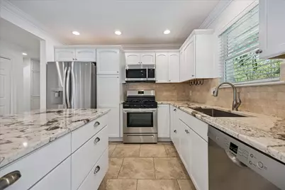 2005 Meadowridge Drive #B, Austin, TX 78704 - Photo 11