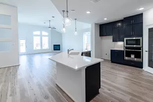 294 Rubber Tree Wy, Buda, TX 78610 - Photo 5