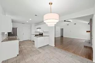 2717 Charlesworth Dr, Austin, TX 78745 - Photo 9