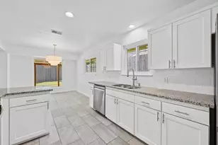 2717 Charlesworth Dr, Austin, TX 78745 - Photo 7
