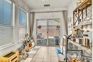 1616 Bridgeway Dr, Austin, TX 78704 - Photo 9