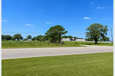 1583 S US Highway 77 Highway, Giddings, TX 78942 - Photo 7