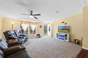 700 Mustang Ln, Killeen, TX 76549 - Photo 13