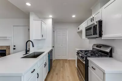 7204 Kellner Cove, Del Valle, TX 78617 - Photo 13