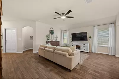 437 Rusk Bluff Avenue, Leander, TX 78641 - Photo 7