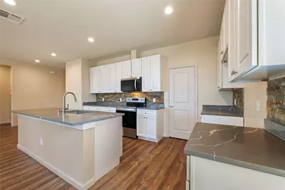223 Quarry Rock Loop, Liberty Hill, TX 78642 - Photo 3