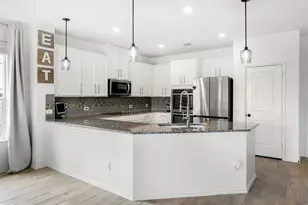 14001 James Garfield St, Manor, TX 78653 - Photo 9