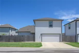 208 Garner Dr, Kyle, TX 78640 - Photo 27