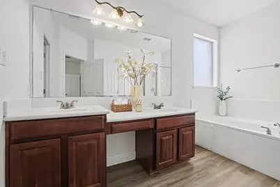 12517 Capitol Saddlery Trail, Austin, TX 78732 - Photo 19