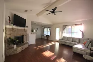 2507 Northlawn Dr, Taylor, TX 76574 - Photo 3