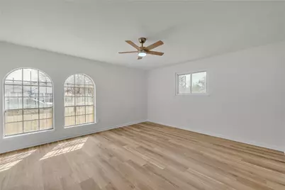 514 Sara Drive, Round Rock, TX 78664 - Photo 11