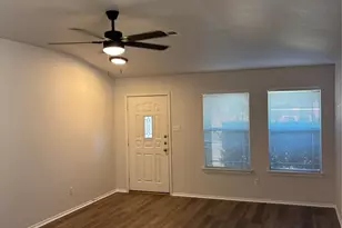 127 Salado Dr, Kyle, TX 78640 - Photo 3