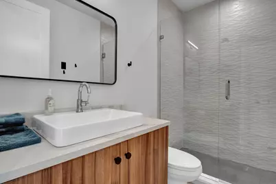 1914 E 8th Street, Austin, TX 78702 - Photo 25