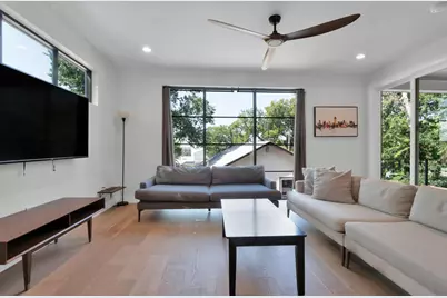 1914 E 8th Street, Austin, TX 78702 - Photo 11