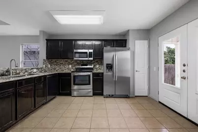 5813 Angel Drive, Del Valle, TX 78617 - Photo 7
