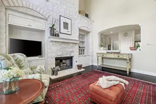 3800 Bailey Lane, Austin, TX 78756 - Photo 13