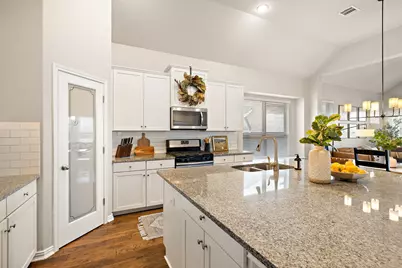 112 Fattoria Cove, Liberty Hill, TX 78642 - Photo 13