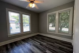 810 Cecelia St, Taylor, TX 76574 - Photo 17