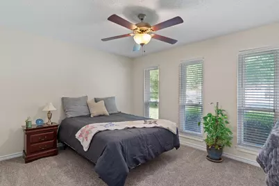 13215 Woodthorpe Street, Austin, TX 78729 - Photo 17