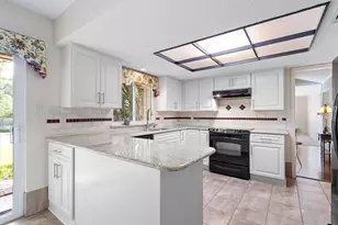 13215 Woodthorpe St, Austin, TX 78729 - Photo 11