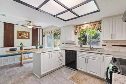 13215 Woodthorpe Street, Austin, TX 78729 - Photo 9