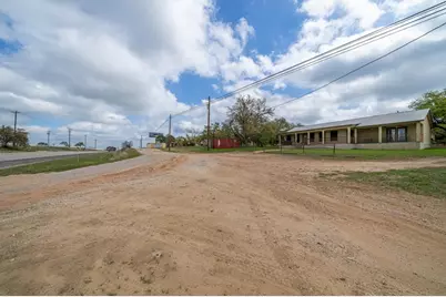 12102 US Highway 281 N, Round Mountain, TX 78663 - Photo 19