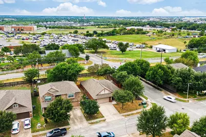 111 Sandstone Trail, Buda, TX 78610 - Photo 25