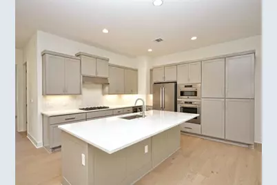 7500 Saint Cecelia Street, Austin, TX 78757 - Photo 15