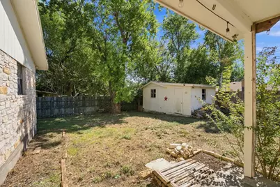 2105 Mildred Drive, Taylor, TX 76574 - Photo 25