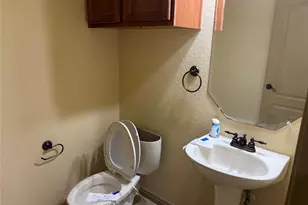 2101 Town Centre Dr, Round Rock, TX 78664 - Photo 7