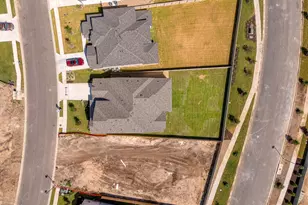 129 Las Posas Dr, Liberty Hill, TX 78642 - Photo 31