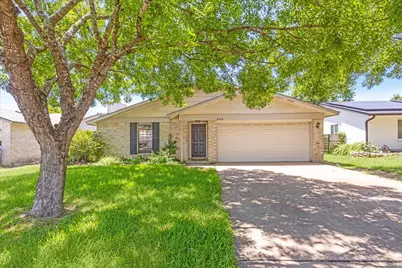 11104 Applewood Drive, Austin, TX 78758 - Photo 1