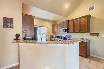 107 Garrett Way, Canyon Lake, TX 78133 - Photo 9