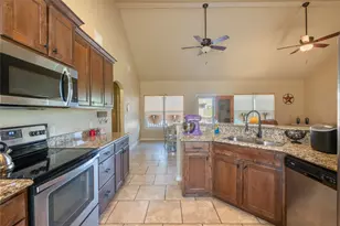 107 Garrett Way, Canyon Lake, TX 78133 - Photo 11