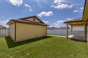 18401 NE Friendship Hill Dr, Pflugerville, TX 78660 - Photo 23