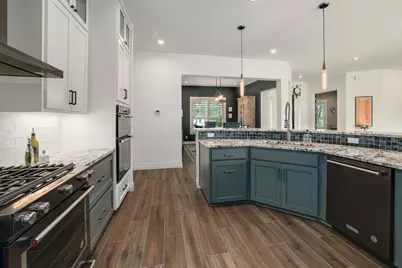 105 Graystone Lane, Georgetown, TX 78633 - Photo 11