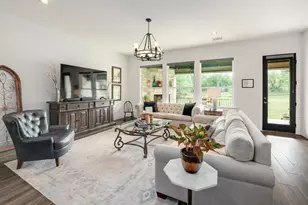 105 Graystone Ln, Georgetown, TX 78633 - Photo 5