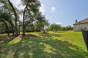 105 Graystone Ln, Georgetown, TX 78633 - Photo 31