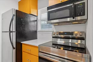 1422 Collier St, Austin, TX 78704 - Photo 9