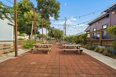 217 W Hopkins Street, San Marcos, TX 78666 - Photo 17