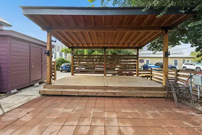 217 W Hopkins Street, San Marcos, TX 78666 - Photo 15