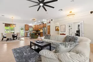 176 Cassel Way, Bastrop, TX 78602 - Photo 9