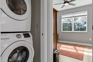 1801 Pequeno St, Austin, TX 78757 - Photo 19