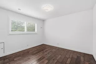 1004 Jousting Pl, Austin, TX 78746 - Photo 31