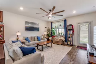 822 Pease River Wy, Hutto, TX 78634 - Photo 5