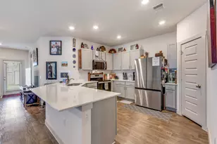 822 Pease River Wy, Hutto, TX 78634 - Photo 9