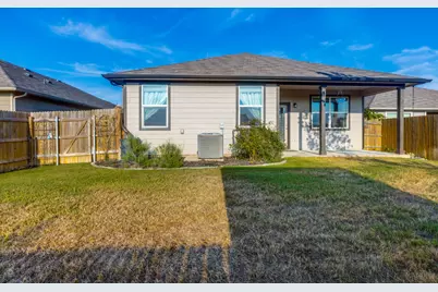 822 Pease River Way, Hutto, TX 78634 - Photo 33