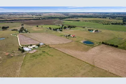 12473 County Road 440, Thorndale, TX 76577 - Photo 11