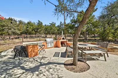 10105 Little Creek Circle, Dripping Springs, TX 78620 - Photo 13