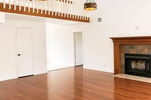 302 Meadow Creek Dr, Pflugerville, TX 78660 - Photo 5